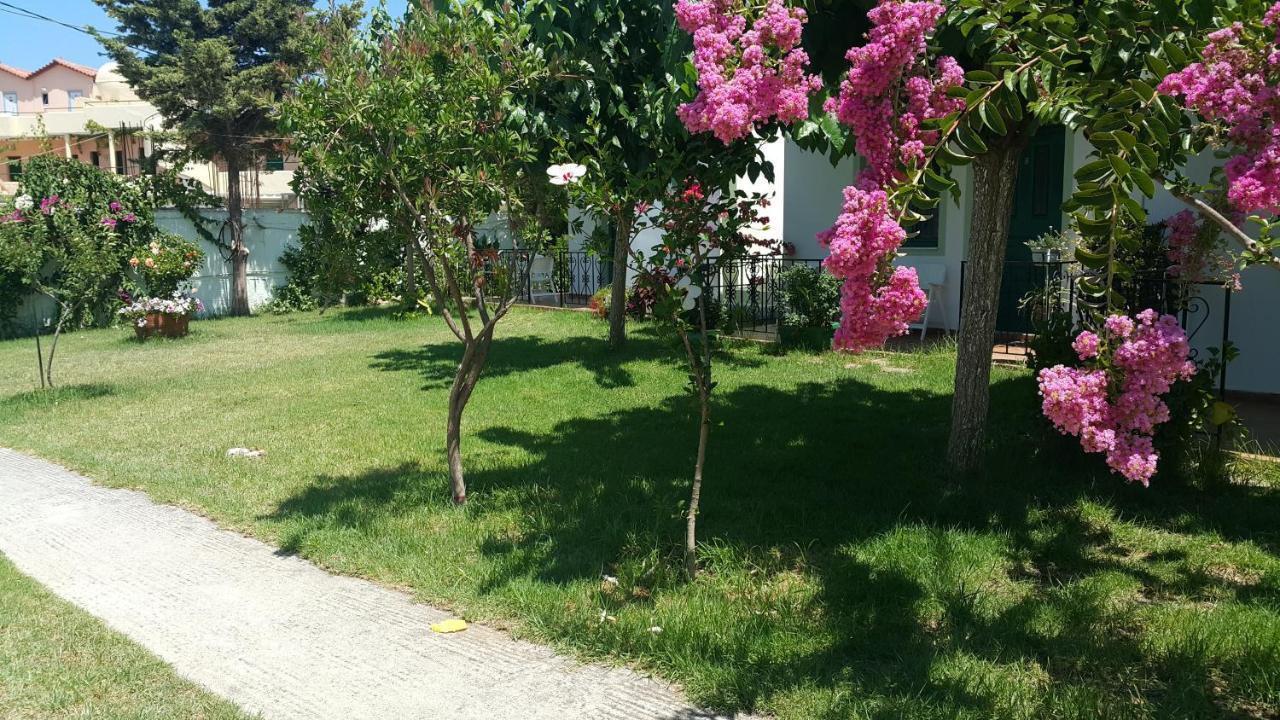 Ampeli Apartmán *